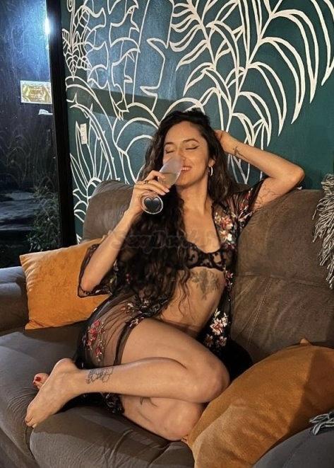 Escorts Lindas